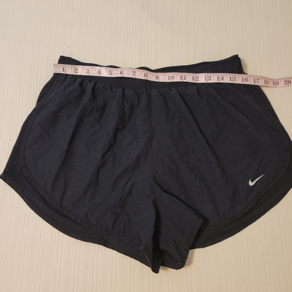 Nike Women's Black Shorts - Picture 2 of 4